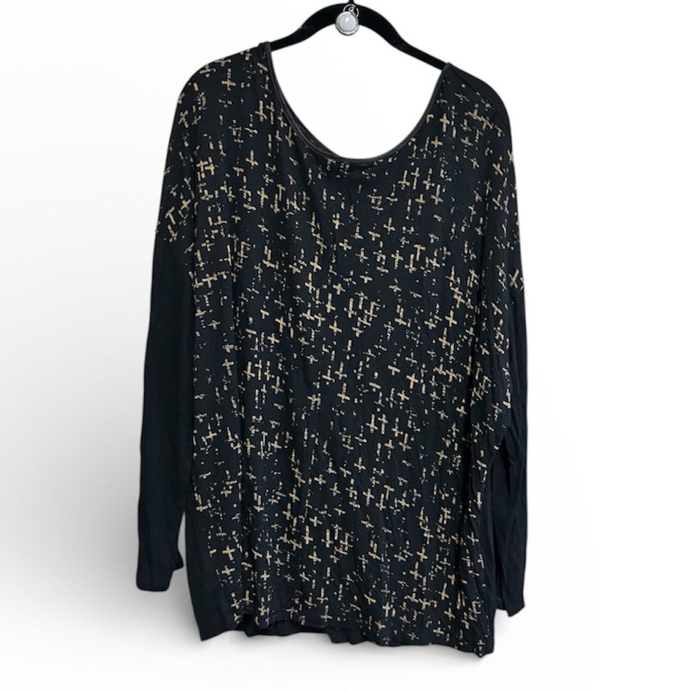 Lane Bryant Shirt Tunic Top Size 18/20 Black Round Neck Back Zip